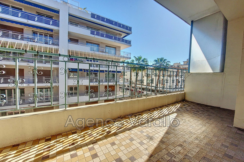 Photo Apartment Antibes Antibes centre,   to buy apartment  1 room   31&nbsp;m&sup2;