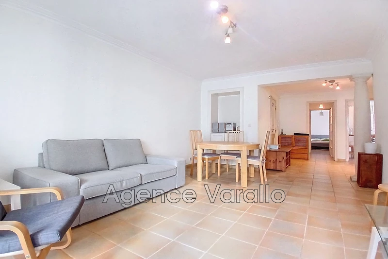 Appartement Antibes Centre,   achat appartement  3 pièces   74&nbsp;m&sup2;