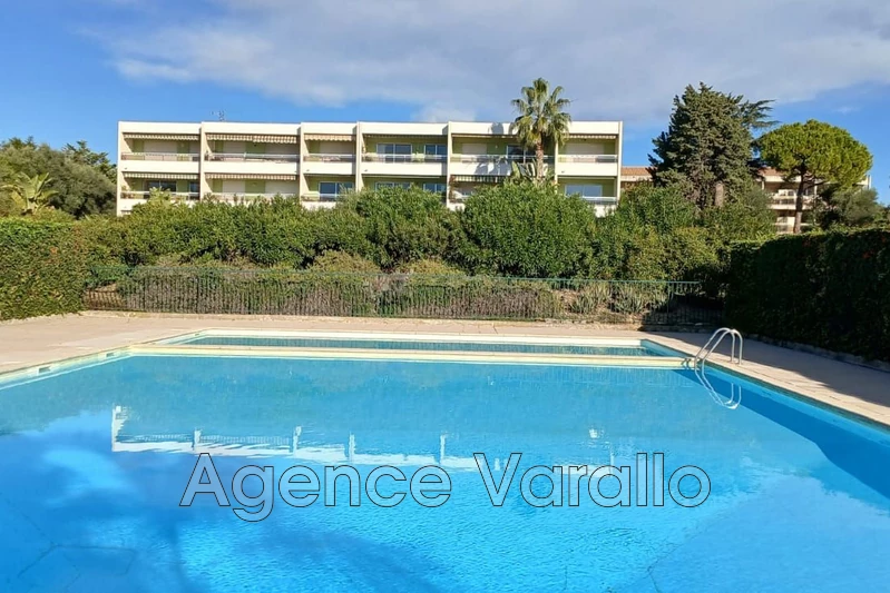 appartement  3 pièces  Antibes Fontmerle- peyregoue  67 m² -   