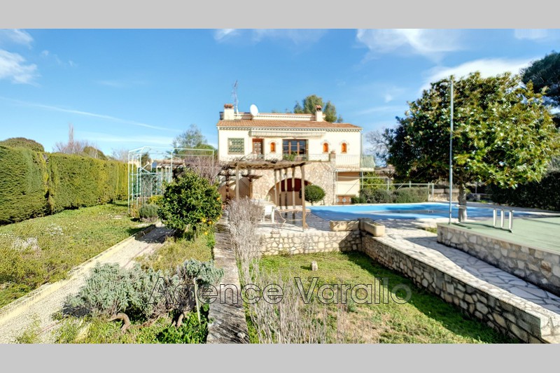 vente Maison villa provençale Antibes Antibes hauteurs Villa provençale Antibes Antibes hauteurs, achat villa provençale 7 chambres 182 m²