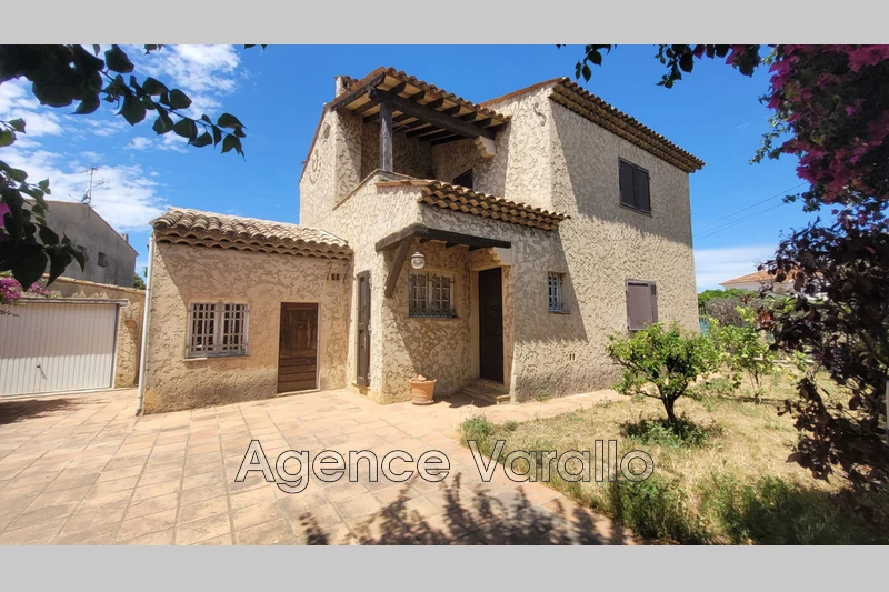 maison  6 pièces  Antibes Rabiac- roi soleil  126 m² -   