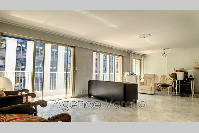 appartement  3 pièces  Antibes Antibes centre  103 m² -   