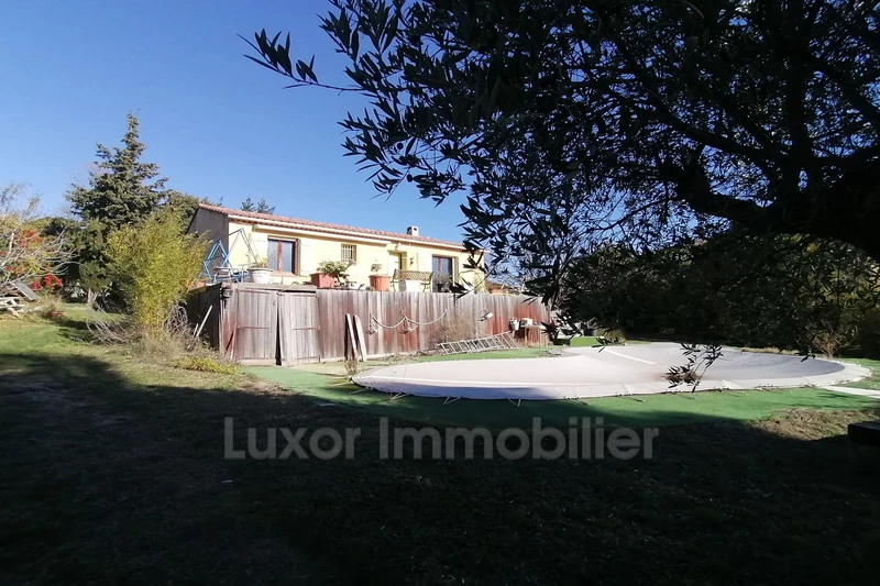 Villa Cabrières-d&#039;Aigues   achat villa  3 chambres   85&nbsp;m&sup2;