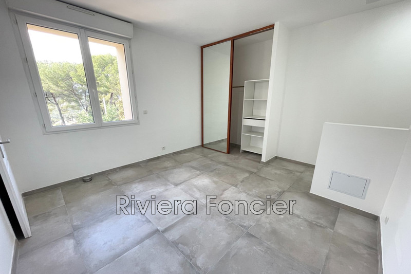 Location appartement Biot  