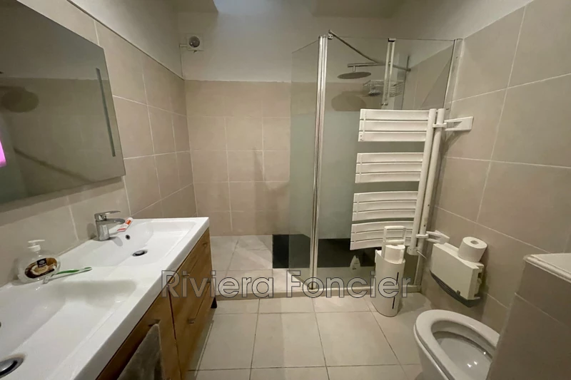 Professionnel local commercial Cannes  