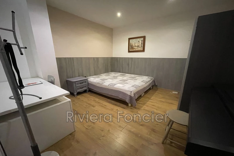Professionnel local commercial Cannes  