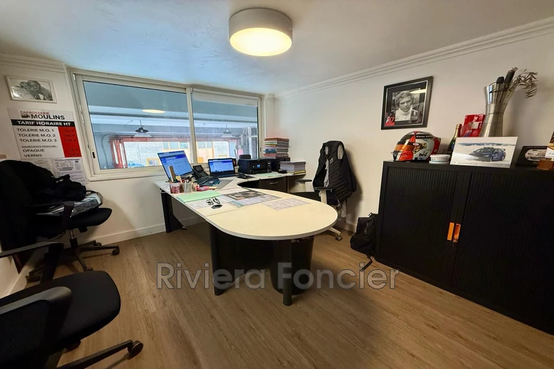 Professionnel  Antibes  