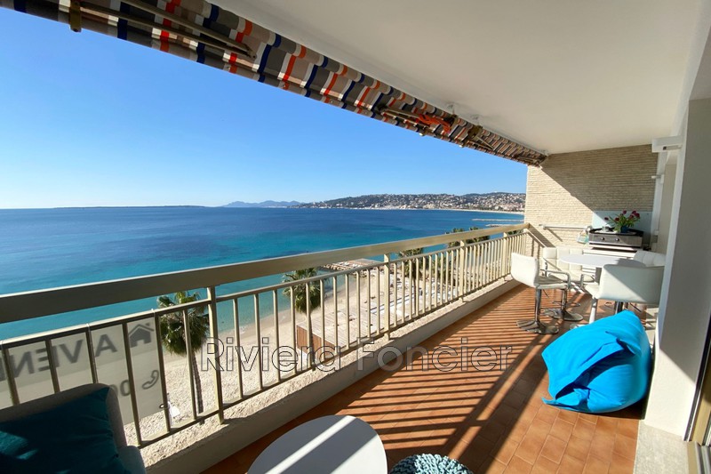 Photo Appartement Juan-les-Pins Front de mer, achat appartement 2 pièces 65 m²