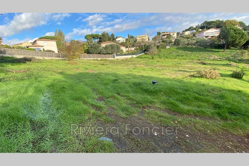 terrain  Antibes Hauteurs  800 m² -   