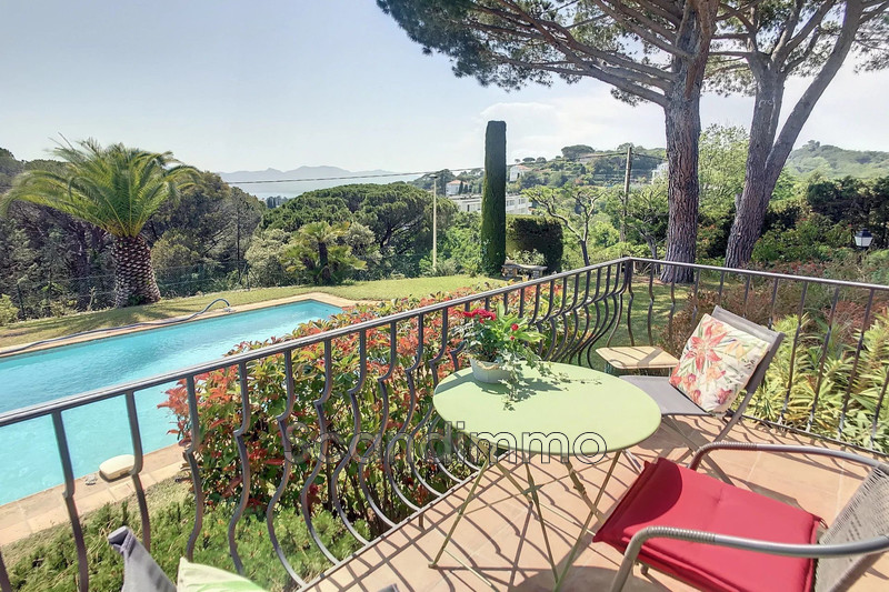 Photo Apartment Cannes 06,   to buy apartment  4 bedroom   103&nbsp;m&sup2;