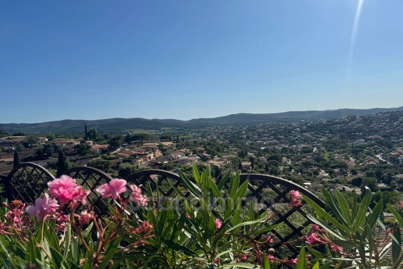 Photo Hus Le Lavandou 83,   to buy hus  3 soverom   98&nbsp;m&sup2; 
