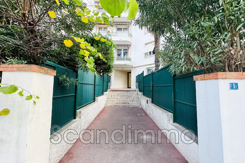 Photo Apartment Cannes 06,   to buy apartment  2 bedroom   45&nbsp;m&sup2;
