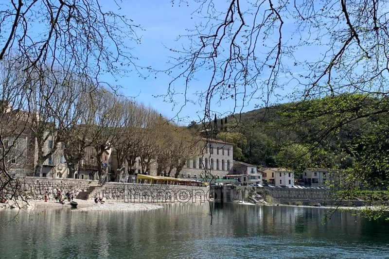 Photo Appartement Laroque  Location appartement  2 pièces   43&nbsp;m&sup2;