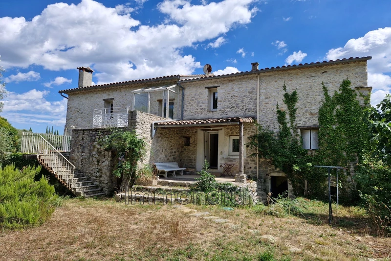 Photo Maison de hameau Moulès-et-Baucels  Location saisonnière maison de hameau  6 chambres   300&nbsp;m&sup2;