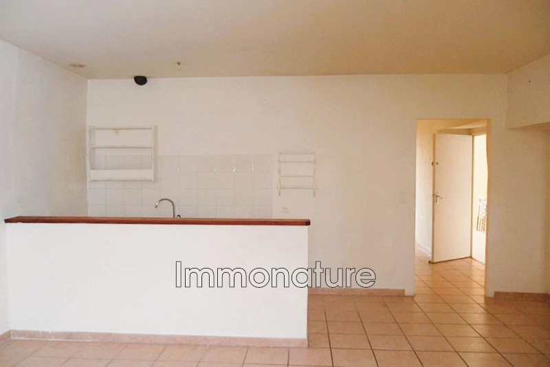 Photo Appartement Ganges  Location appartement  3 pièces   52&nbsp;m&sup2;