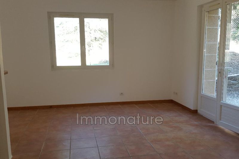 Location appartement Saint-Laurent-le-Minier  