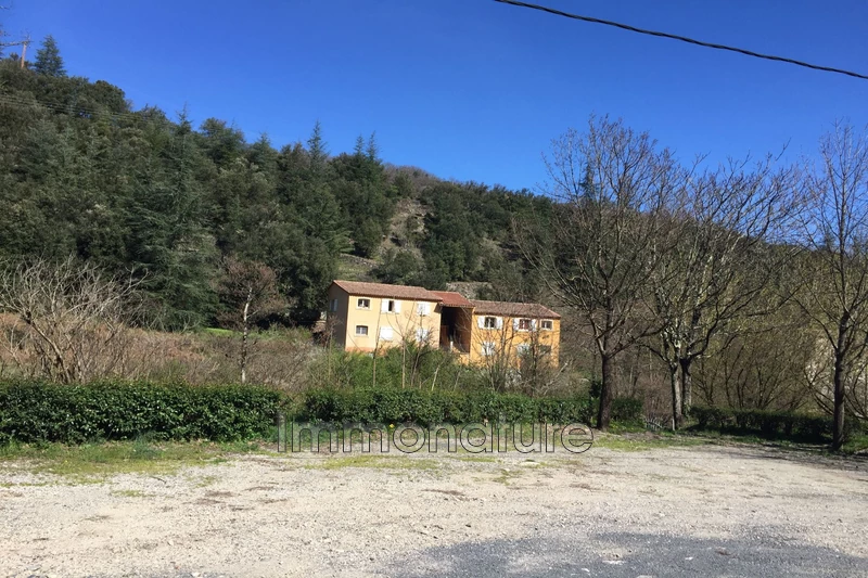 Photo Appartement Saint-Laurent-le-Minier  Location appartement  4 pièces   74&nbsp;m&sup2;