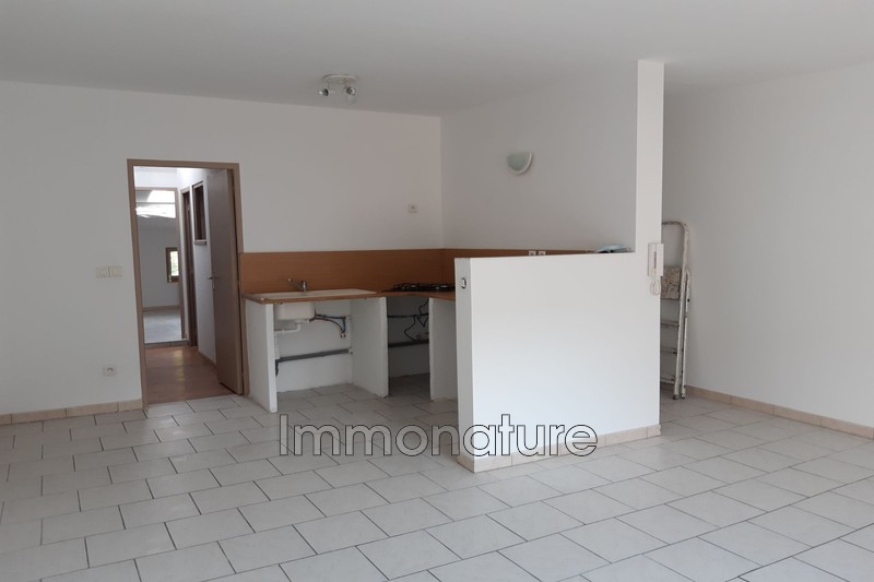 Photo Appartement Ganges  Location appartement  3 pièces   55&nbsp;m&sup2;