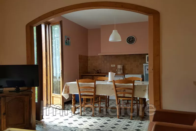 Location maison de village Saint-Bauzille-de-Putois  Location maison de village Saint-Bauzille-de-Putois