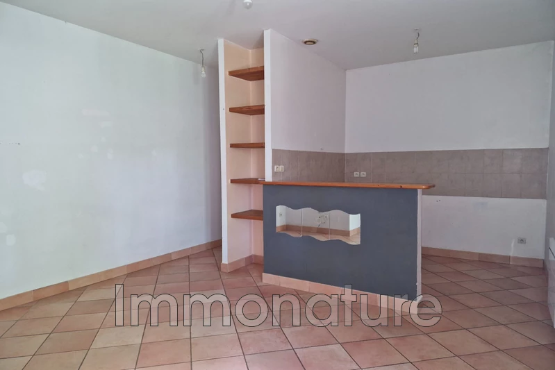 Location appartement Laroque  