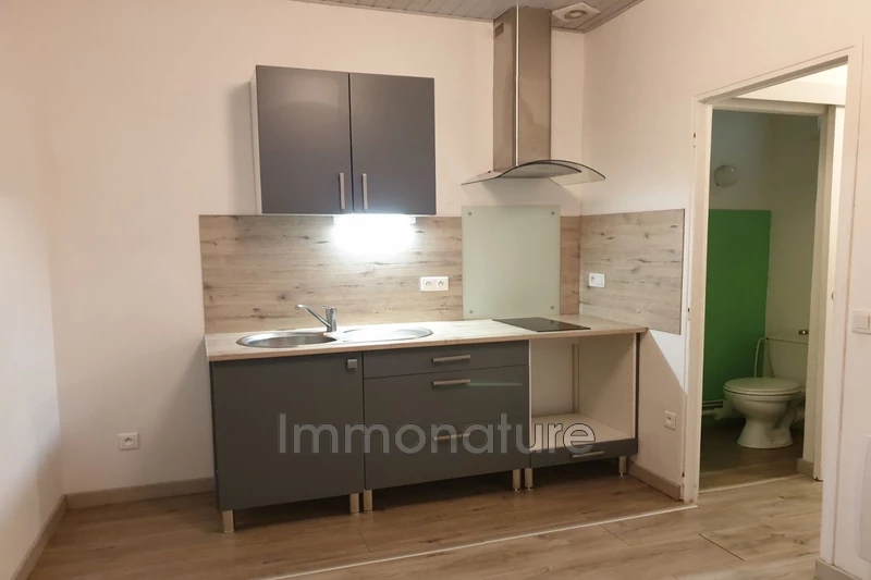 Photo Appartement Sumène  Location appartement  2 pièces   30&nbsp;m&sup2;