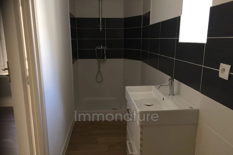 Location appartement Ganges  