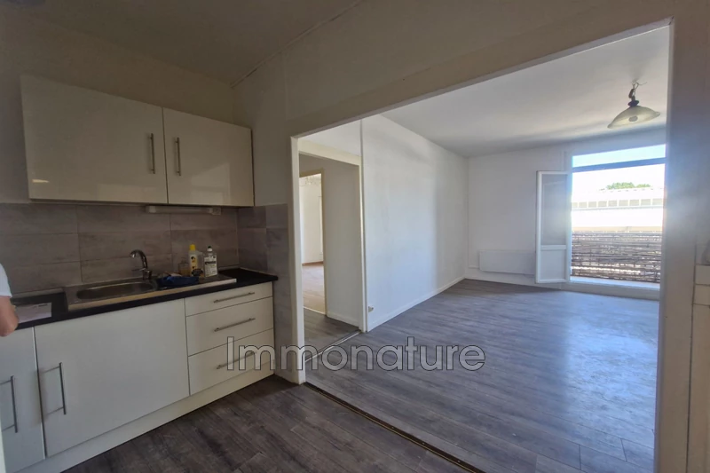 Photo Apartment Ganges  Rentals apartment  3 room   76&nbsp;m&sup2;