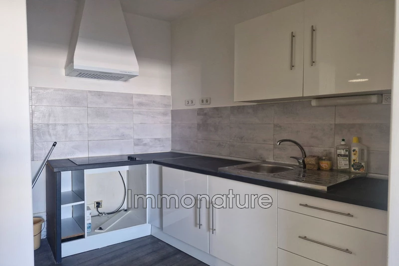 Photo Apartment Ganges  Rentals apartment  3 room   75&nbsp;m&sup2;