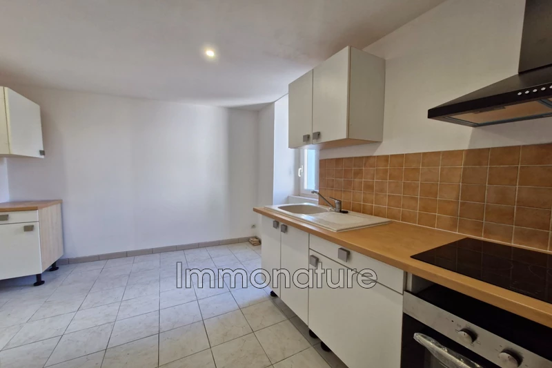 Photo Apartment Laroque  Rentals apartment  2 room   40&nbsp;m&sup2;