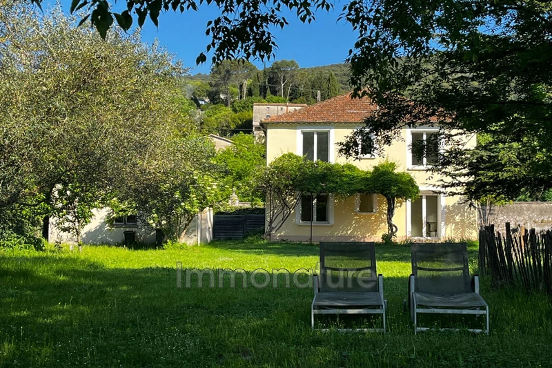 Photo Villa Ganges   achat villa  5 chambres   197&nbsp;m&sup2;