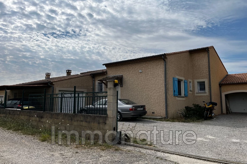 Photo Villa Cazilhac   to buy villa  3 bedroom   133&nbsp;m&sup2;