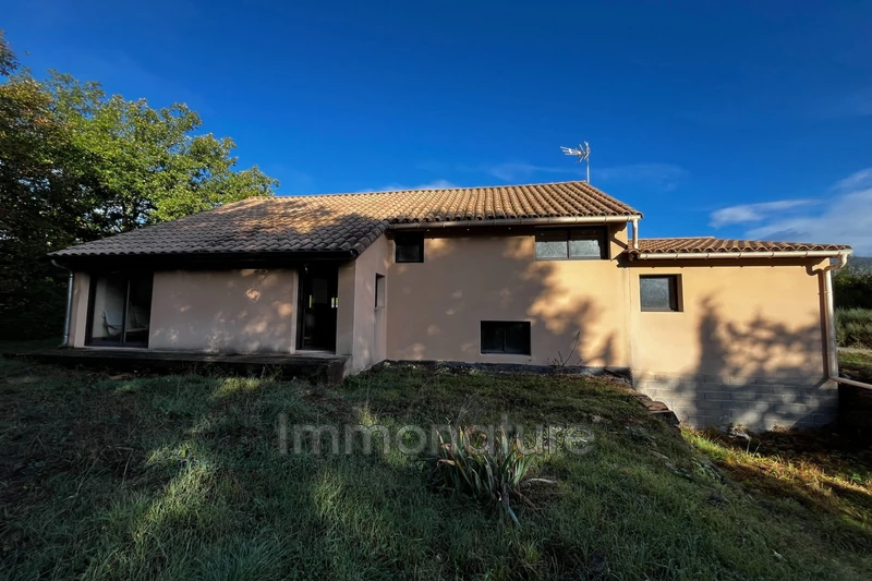 Photo Maison Laroque   achat maison  4 chambres   186&nbsp;m&sup2;