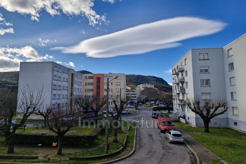 Photo Appartement Ganges   achat appartement  3 pièces   65&nbsp;m&sup2;