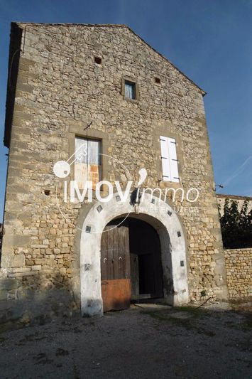 Photo Remise Uzès Village, achat remise 6 pièces 300 m²
