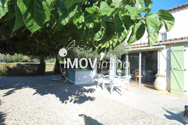 vente maison en pierre Saint-quentin-la-poterie Village Maison en pierre Saint-Quentin-la-Poterie Village, achat maison en pierre 4 chambres 180 m²