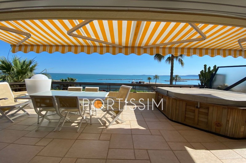 Photo Apartment Saint-Laurent-du-Var Port, Rentals apartment 4 rooms 150 m²