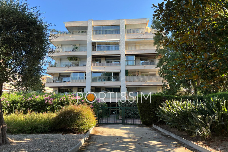 Location appartement Saint-Laurent-du-Var  
