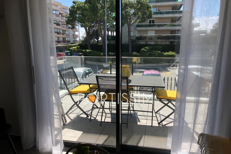Location appartement Saint-Laurent-du-Var  
