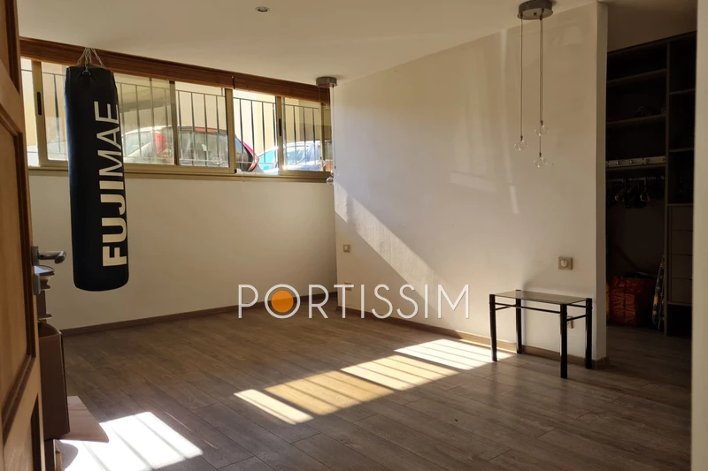 Professionnel locaux Saint-Laurent-du-Var  