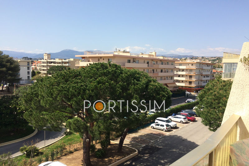 Photo Apartment Saint-Laurent-du-Var Vespins, to buy apartment 1 room 21 m²