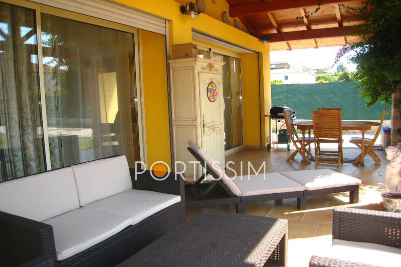 Photo Villa Saint-Laurent-du-Var Vespins, to buy villa 3 bedroom 140 m²