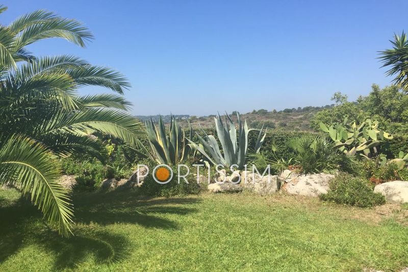 Photo Villa Villeneuve-Loubet to buy villa 3 bedroom 160 m²