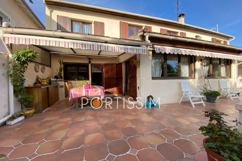 Photo House Saint-Laurent-du-Var Vespins, to buy house 4 bedroom 195 m²