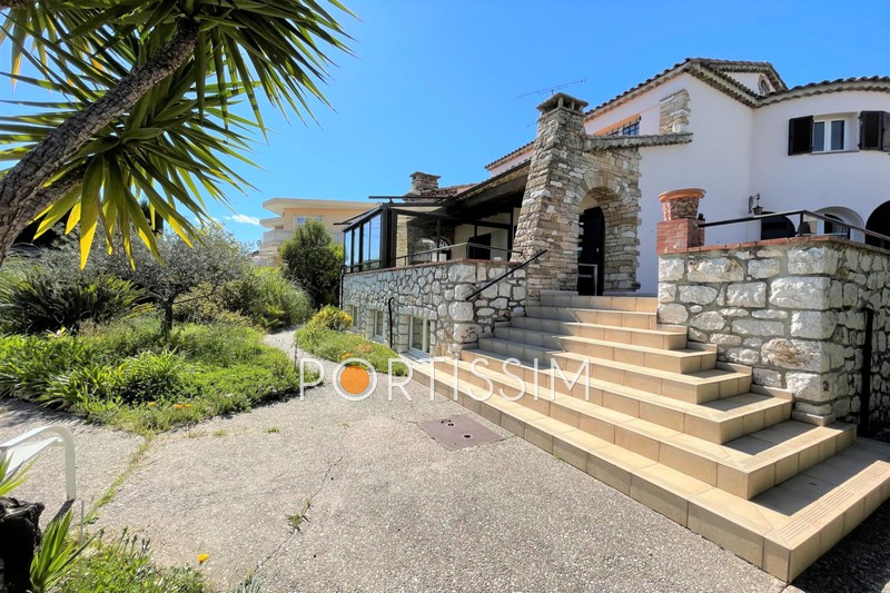 Photo Townhouse Saint-Laurent-du-Var Centre-ville, to buy townhouse 5 bedroom 234 m²