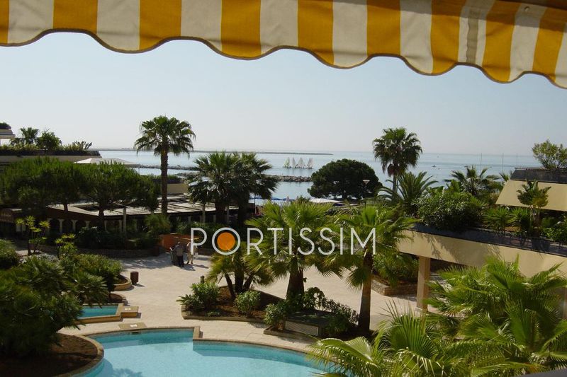 vente Appartement Saint-laurent-du-var Pieds dans l'eau Appartement Saint-Laurent-du-Var Pieds dans l'eau, achat appartement 5 pièces 152 m²