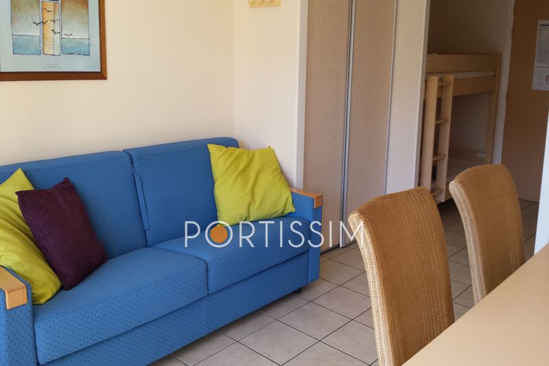 Photo Apartment Saint-Laurent-du-Var Vespins, to buy apartment 1 room 26 m²