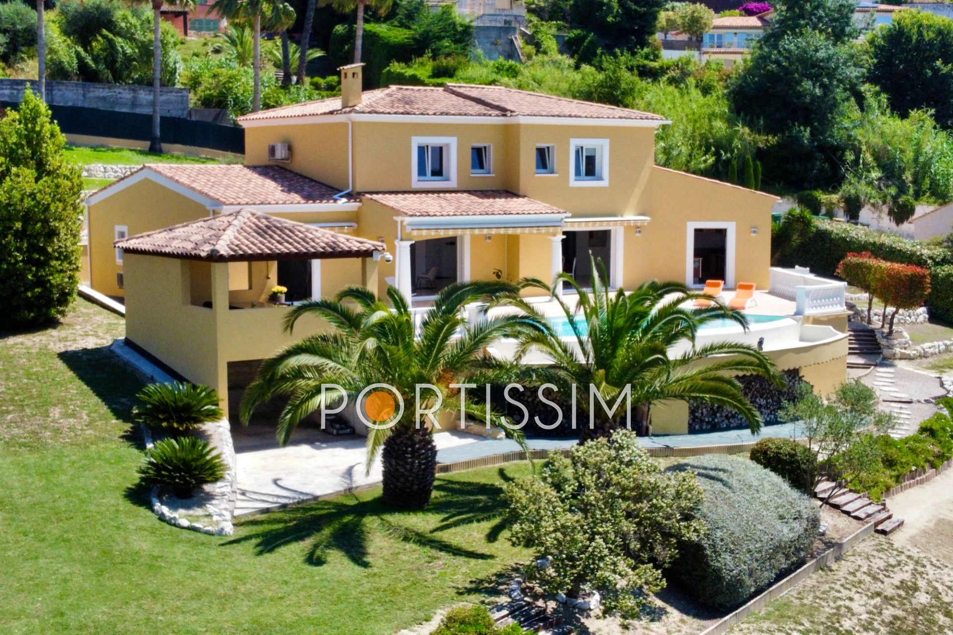 Maison 214 m² · à Saint-Paul-de-Vence · 214 m² · 1 490 000 €