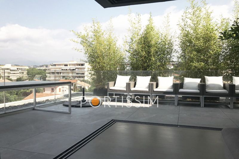 vente Apartment last floor Saint-laurent-du-var Vespins Last floor Saint-Laurent-du-Var Vespins, to buy last floor 3 rooms 110 m²
