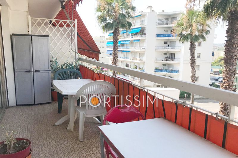 vente Apartment Cagnes-sur-mer Cros de cagnes Apartment Cagnes-sur-Mer Cros de cagnes, to buy apartment 3 rooms 66 m²