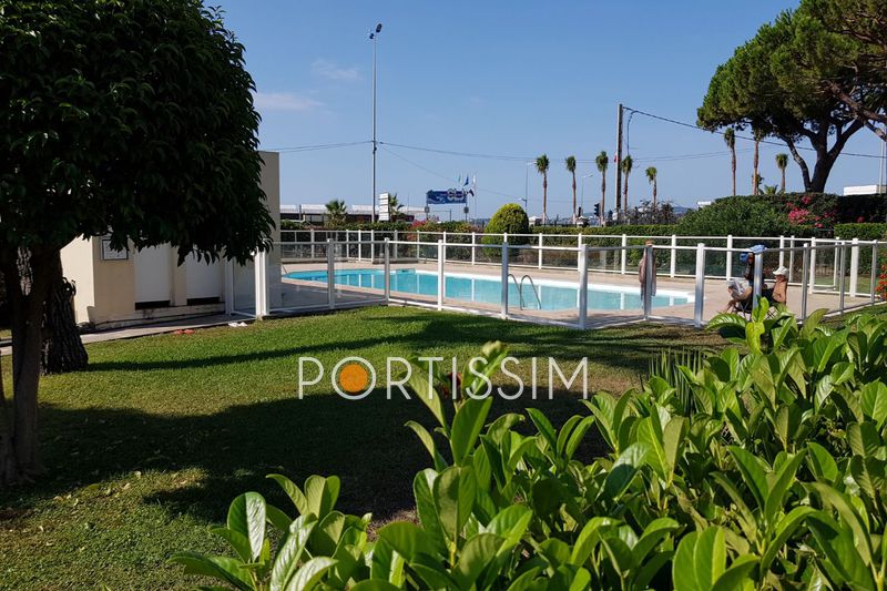 Photo Apartment Cagnes-sur-Mer to buy apartment 3 rooms 83 m²